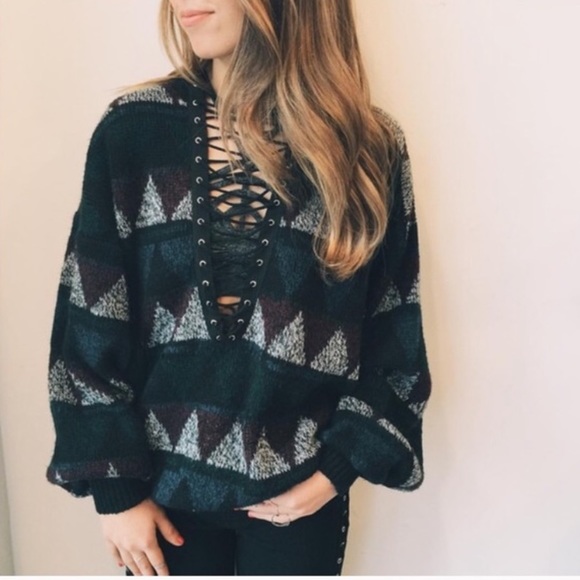 LF FOAK VINTAGE LACE UP SWEATER - Picture 1 of 5